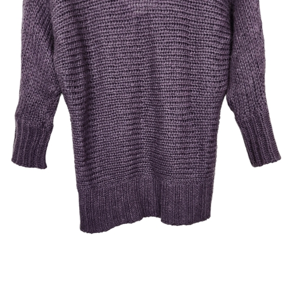 American Eagle Outfitters AEO Purple Wool Blend Mohair V-Neck Sweater Size Small - Picture 7 of 9